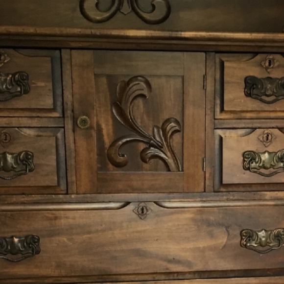 Meet your Posher, Tiffany - Picture 1 of 1